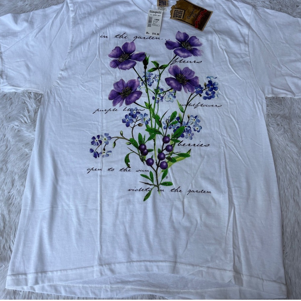 Vintage Floral Graphic T-Shirt White Purple Cottagecore Large NWT